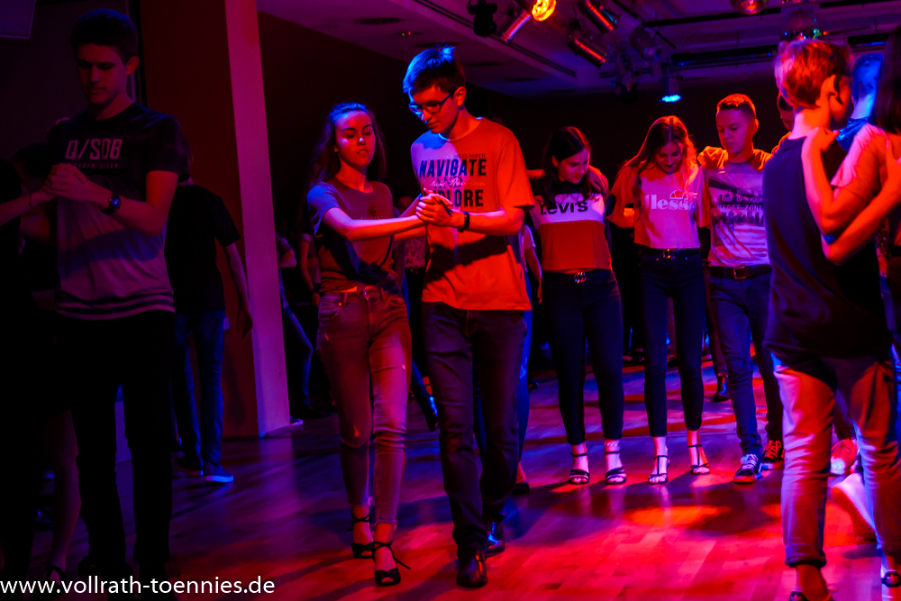 2019 11 09 Tanzparty Jugend 0008